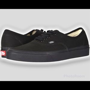 VANS - Authentic™ Core Classics in Black - Mens 10